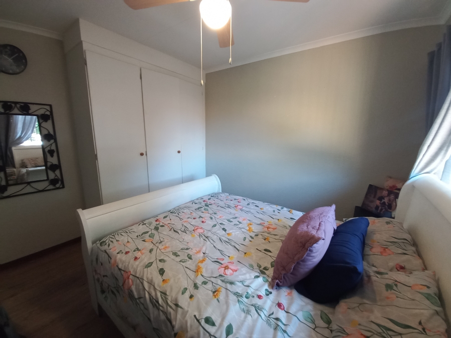 To Let 2 Bedroom Property for Rent in Safari Gardens North West